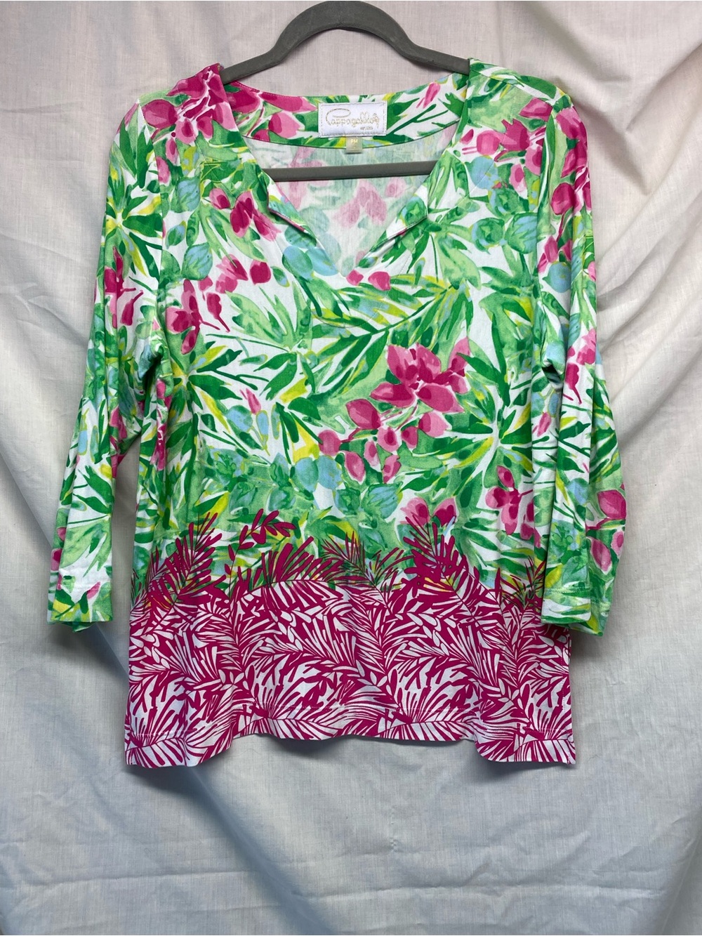 Pappagallo Green & Pink Floral V-Neck 3/4 Sleeve Top - Petite Medium